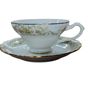 Vintage Porcelain  Norleans Rose Crest Teacup Set Of 4 Floral Pattern Gold Trim